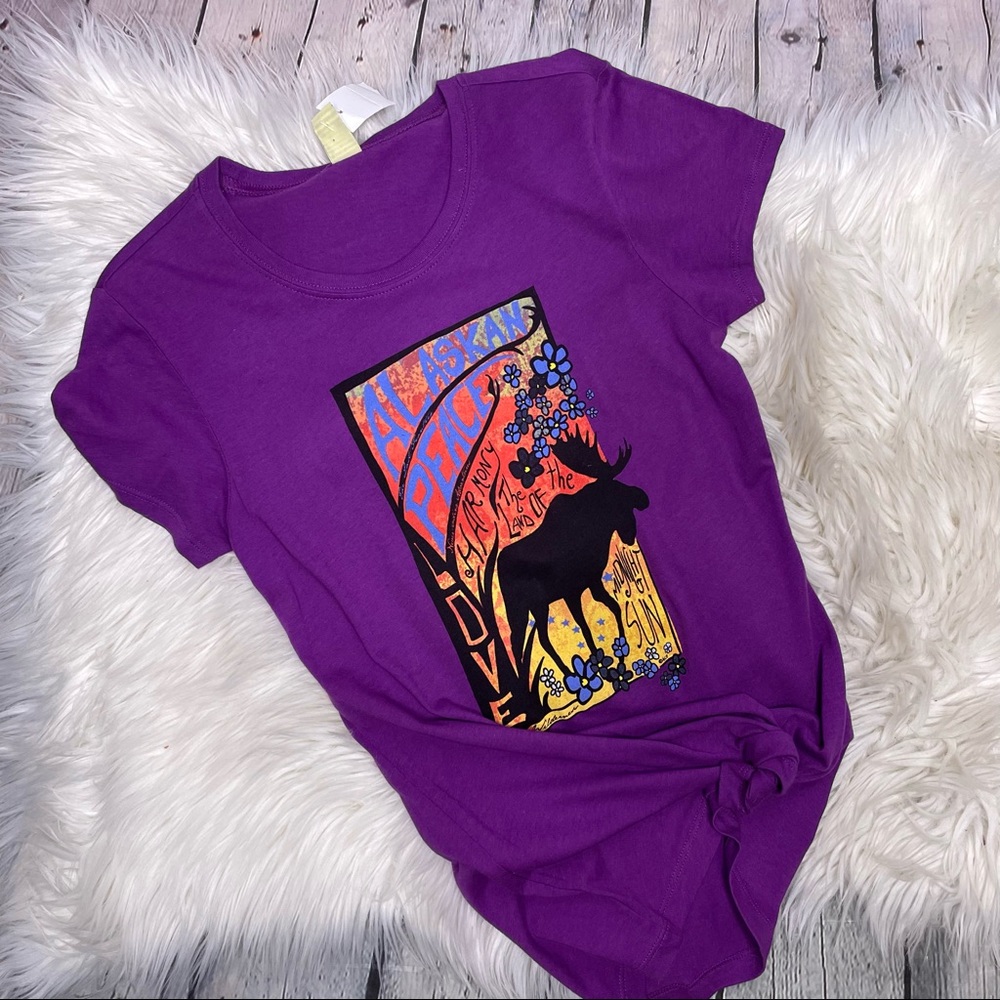 Alaska Moose Graphic T-shirt